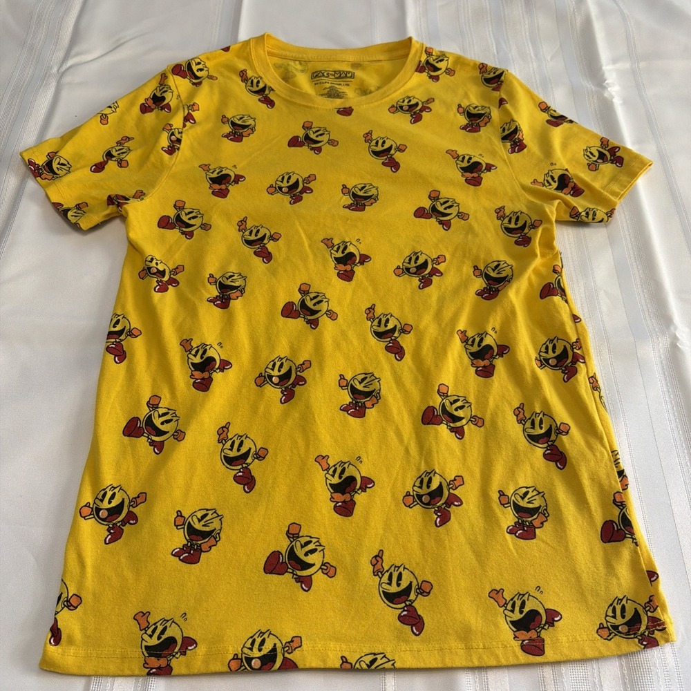 Pac-Man All Over Print Graphic T-Shirt Yellow C-Life Group Mens Medium Arcade